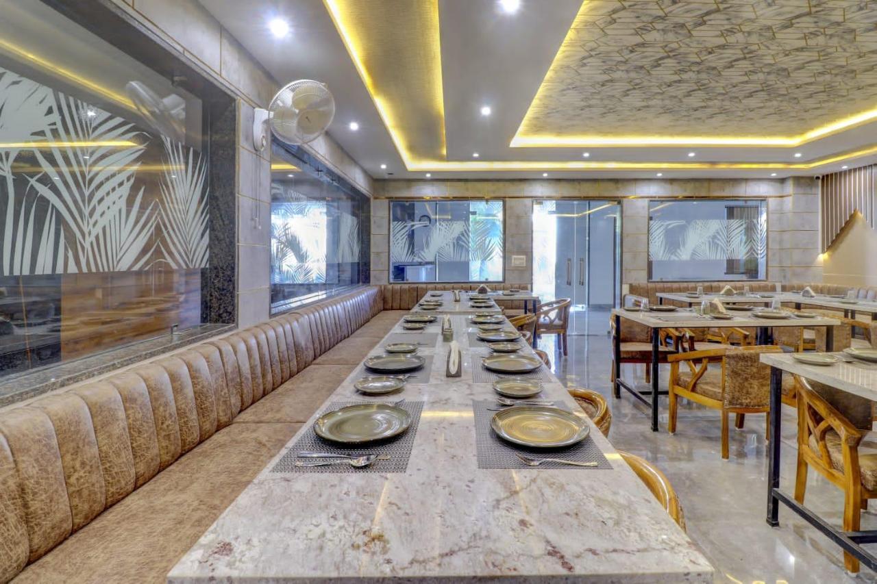 OYO 3209 Hotel Anand Villa Agra  Buitenkant foto
