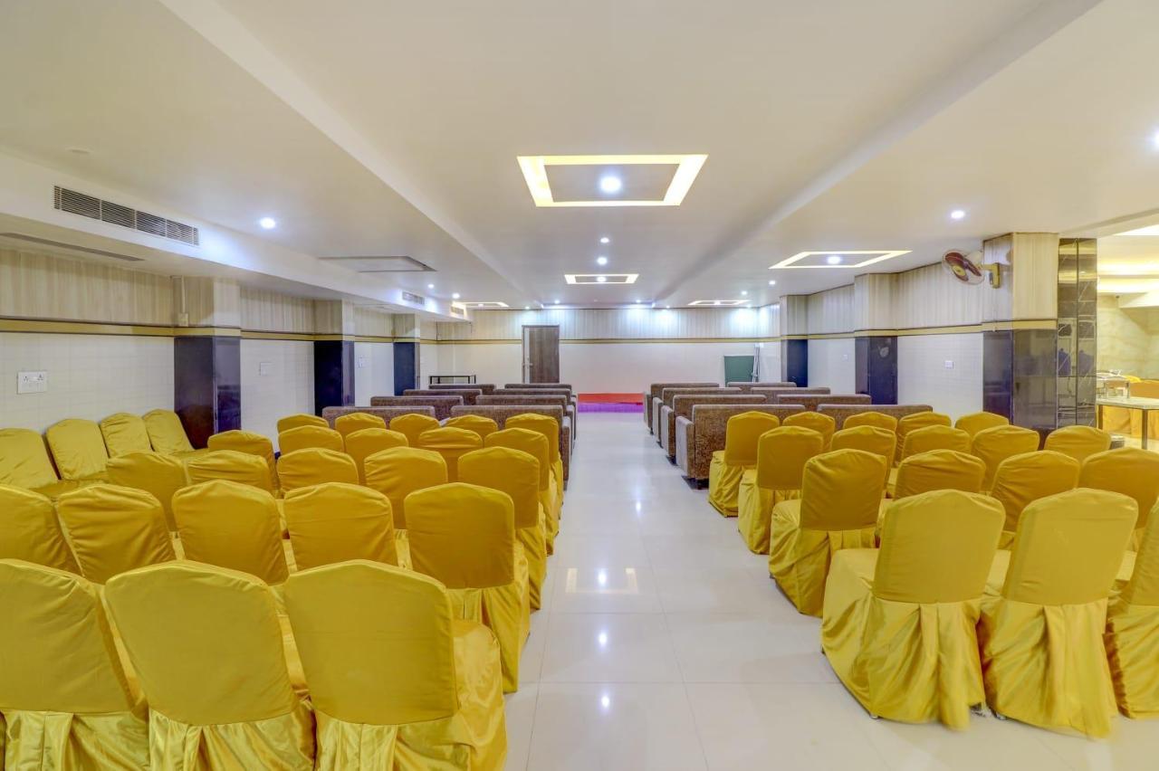 OYO 3209 Hotel Anand Villa Agra  Buitenkant foto