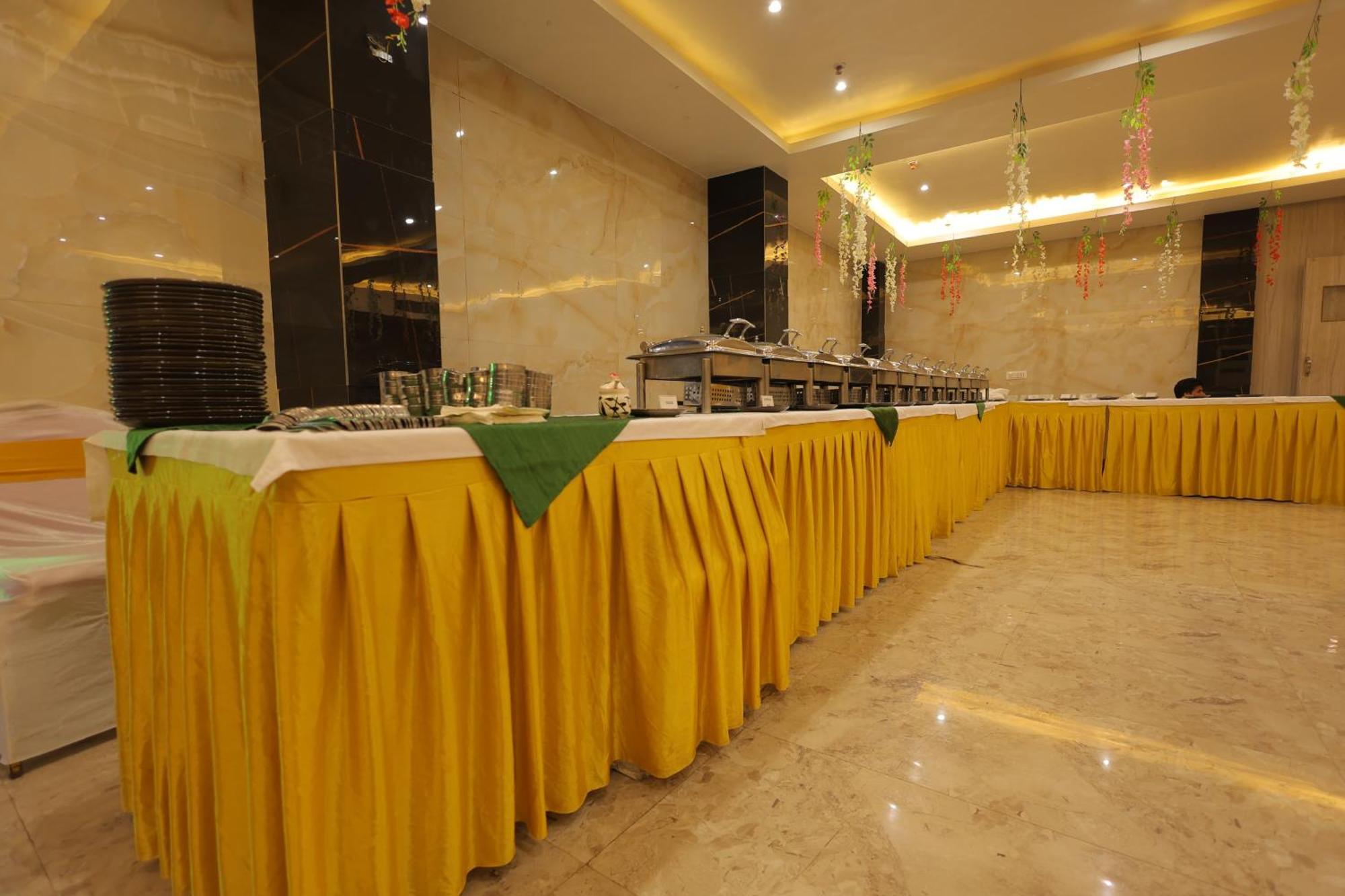 OYO 3209 Hotel Anand Villa Agra  Buitenkant foto